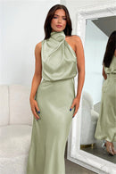 Carlina | Elegante Abito Lungo in Raso con Collo Halter